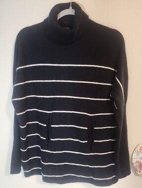 Garnet Hill Black Turtleneck Sweater with White Stripes M